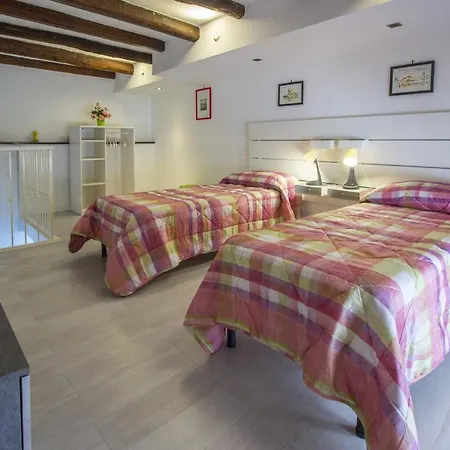Apartment Maniace Homes - Federico & Angelica By Ortigia *