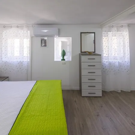 Διαμέρισμα Maniace Homes - Federico & Angelica By Ortigia